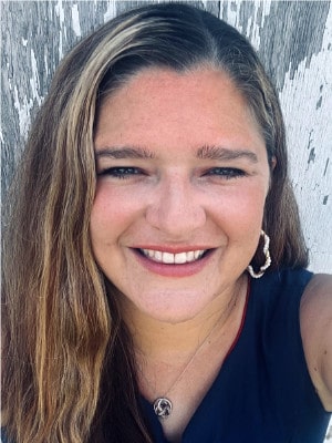 katie-maxwell Lindsey Brown